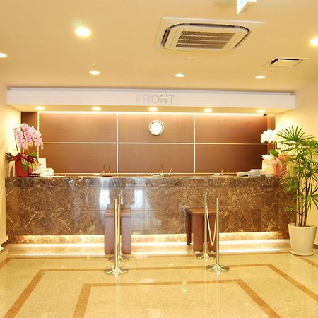 Hotel Route-Inn Yokohama Bashamichi Exterior foto